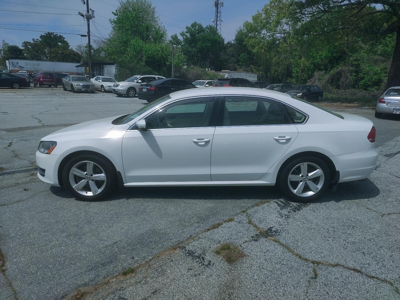 Volkswagen Passat SE 6A 2015