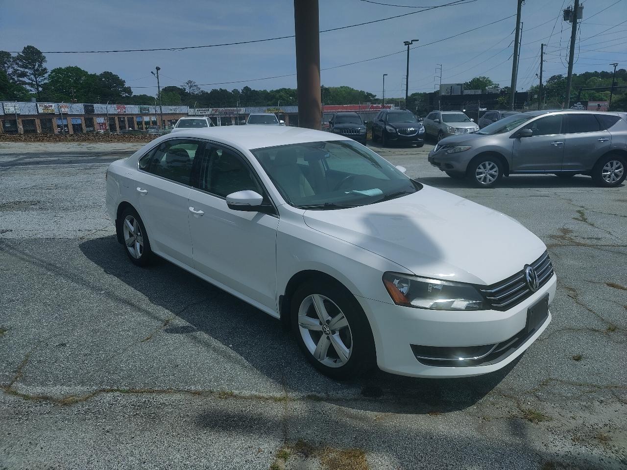 Volkswagen Passat SE 6A 2015