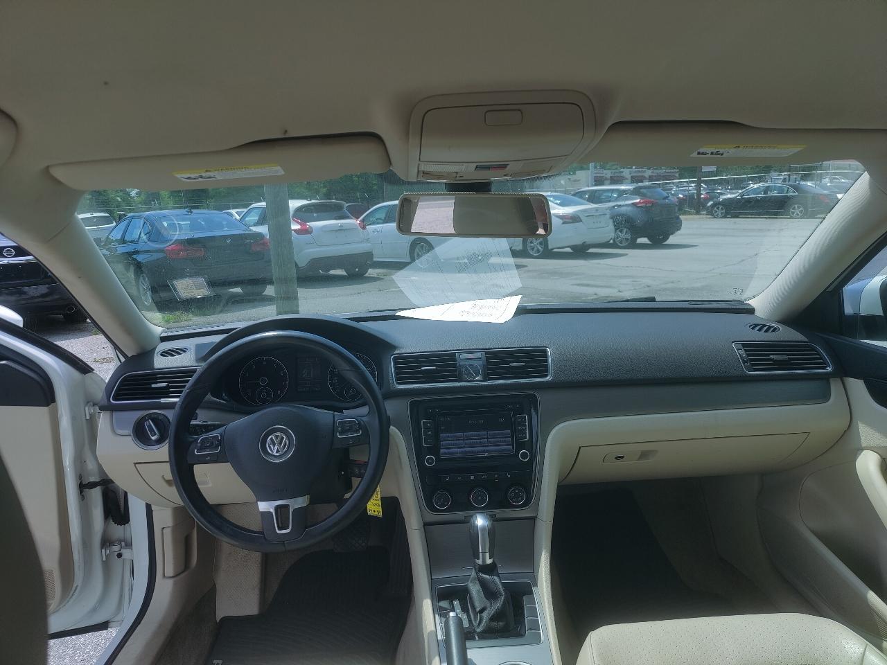 Volkswagen Passat SE 6A 2015