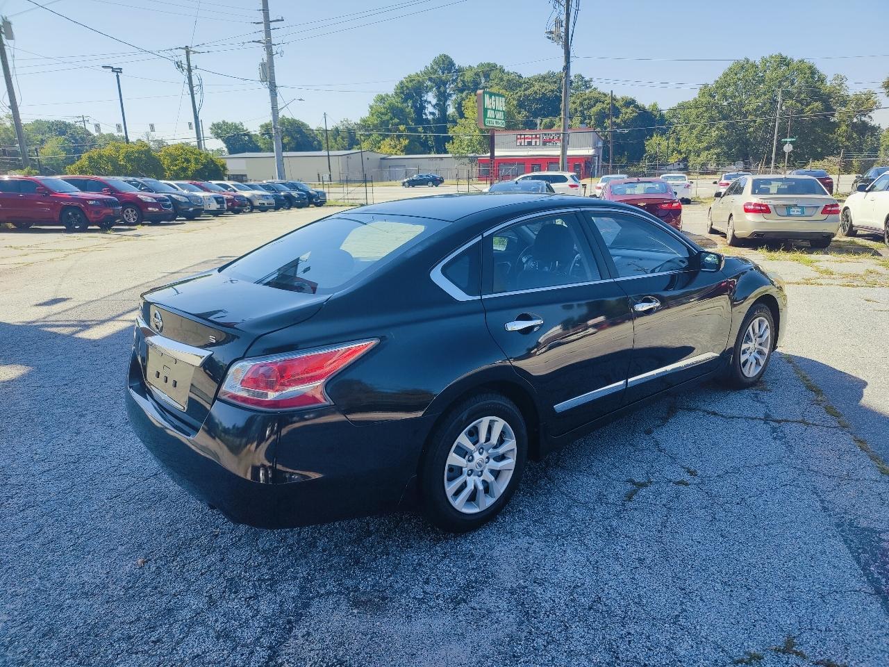 Nissan Altima 2.5 SV 2015