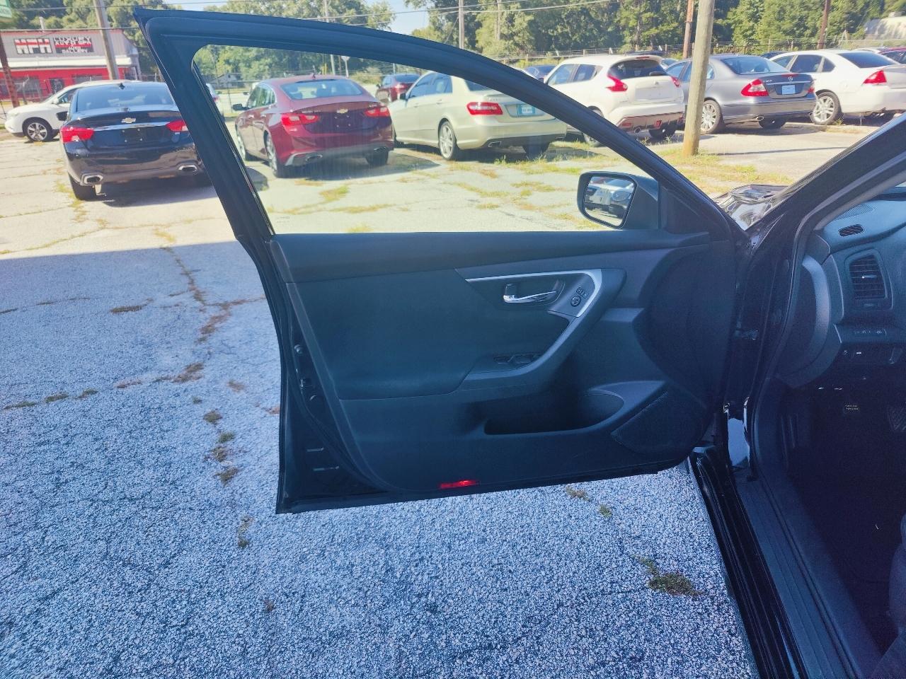 Nissan Altima 2.5 SV 2015