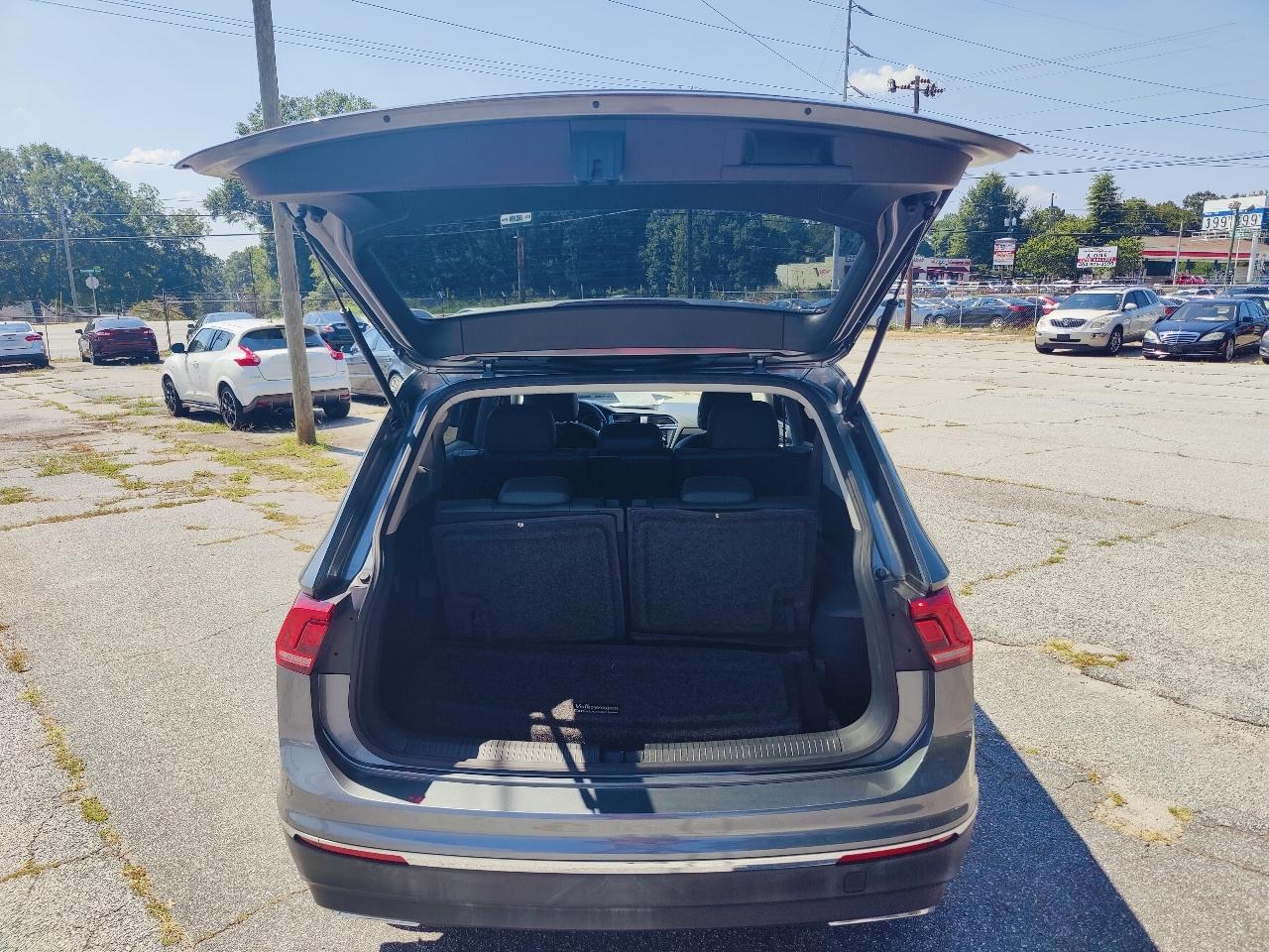 Volkswagen Tiguan SE 2018