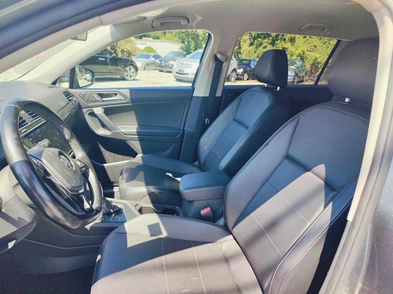 Volkswagen Tiguan SE 2018