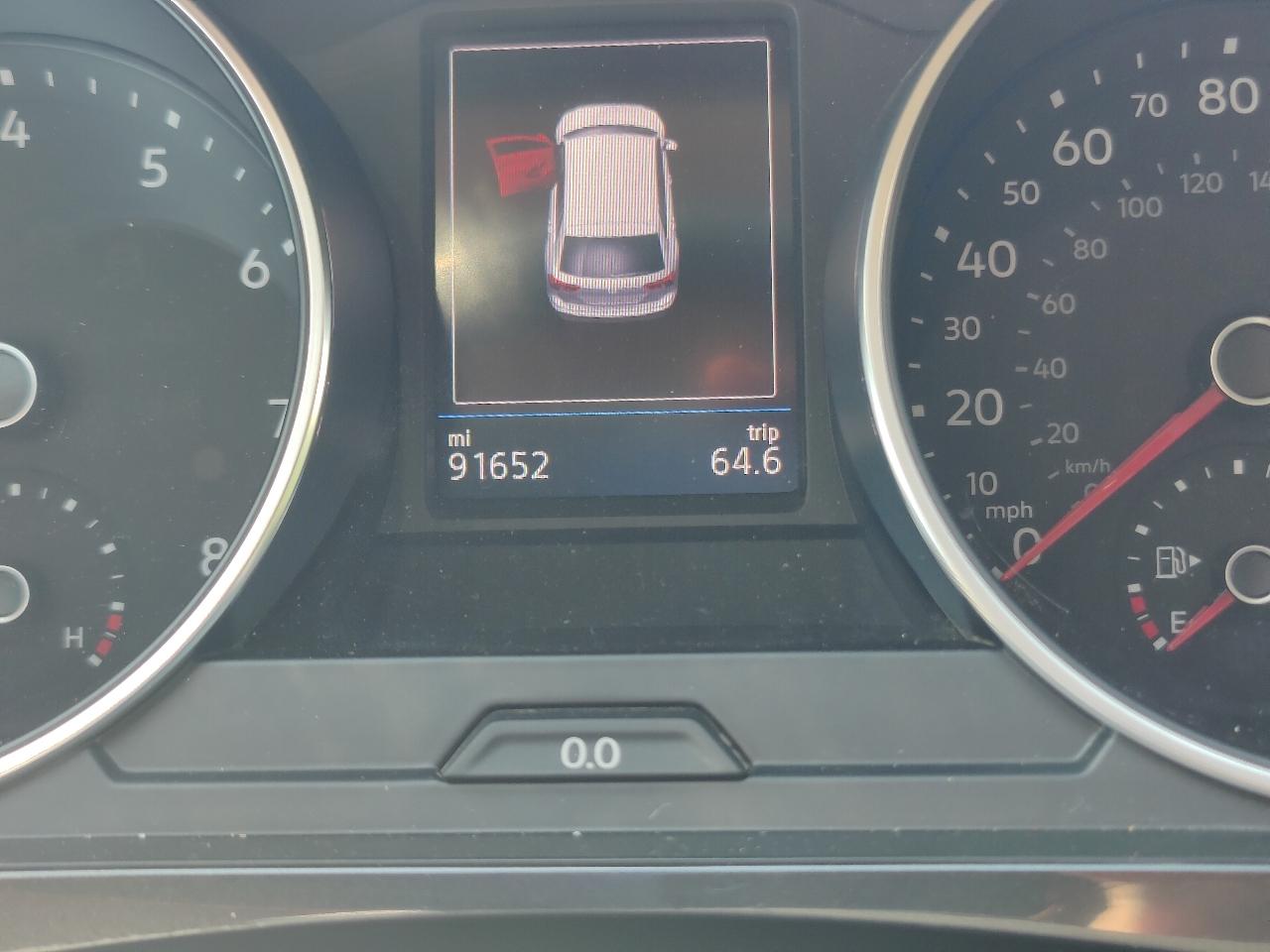 Volkswagen Tiguan SE 2018
