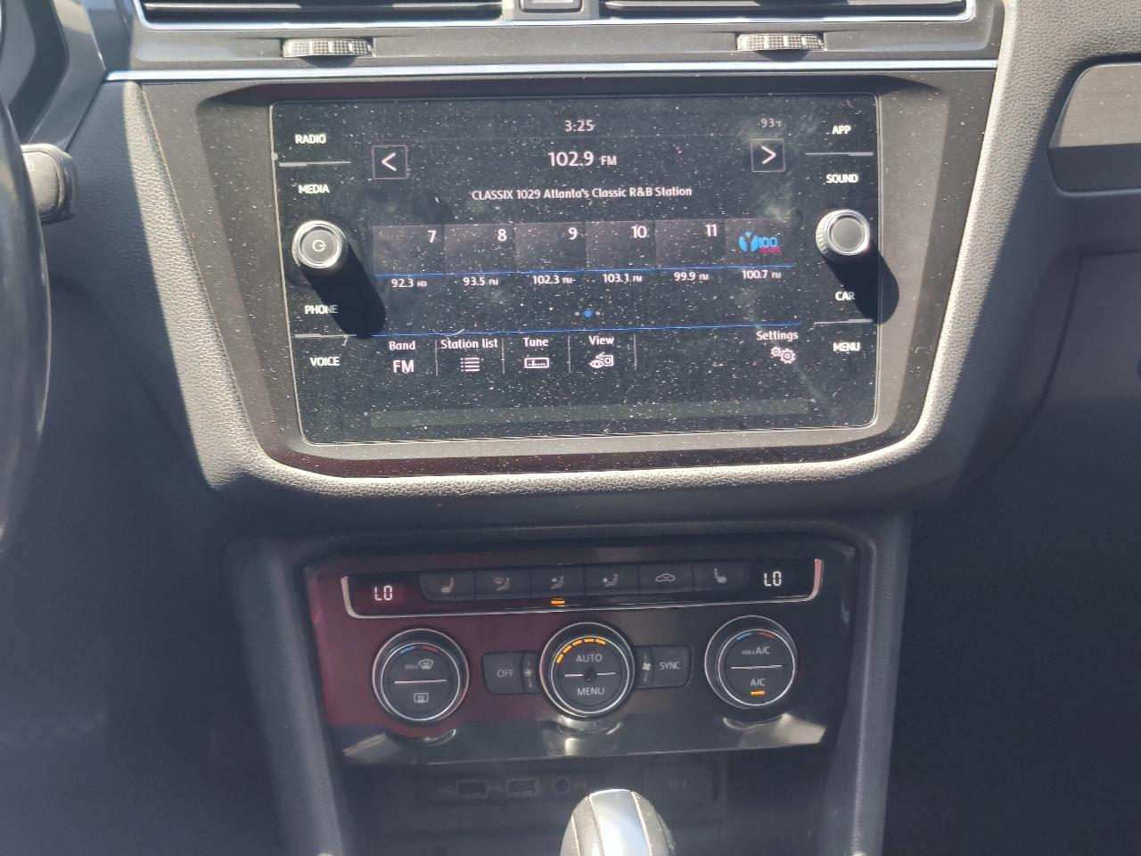 Volkswagen Tiguan SE 2018