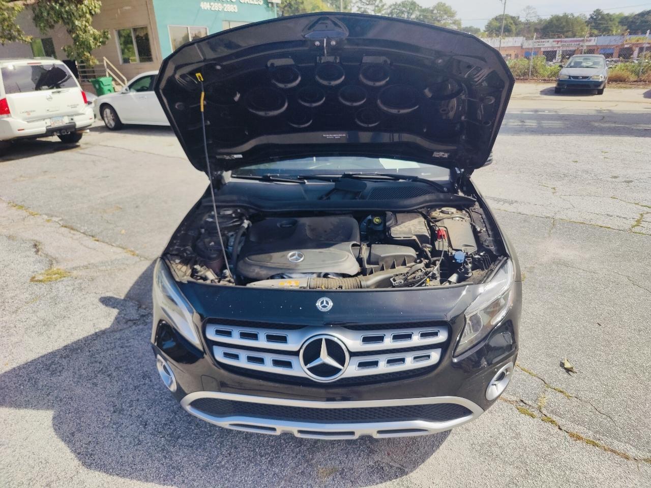 Mercedes-Benz GLA-Class GLA250 2019