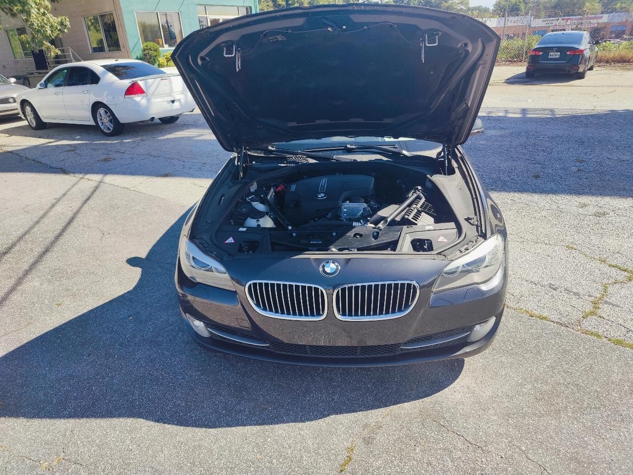 BMW 5-Series 528i 2013