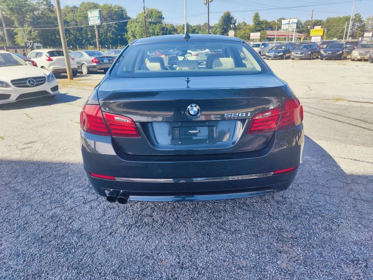 BMW 5-Series 528i 2013