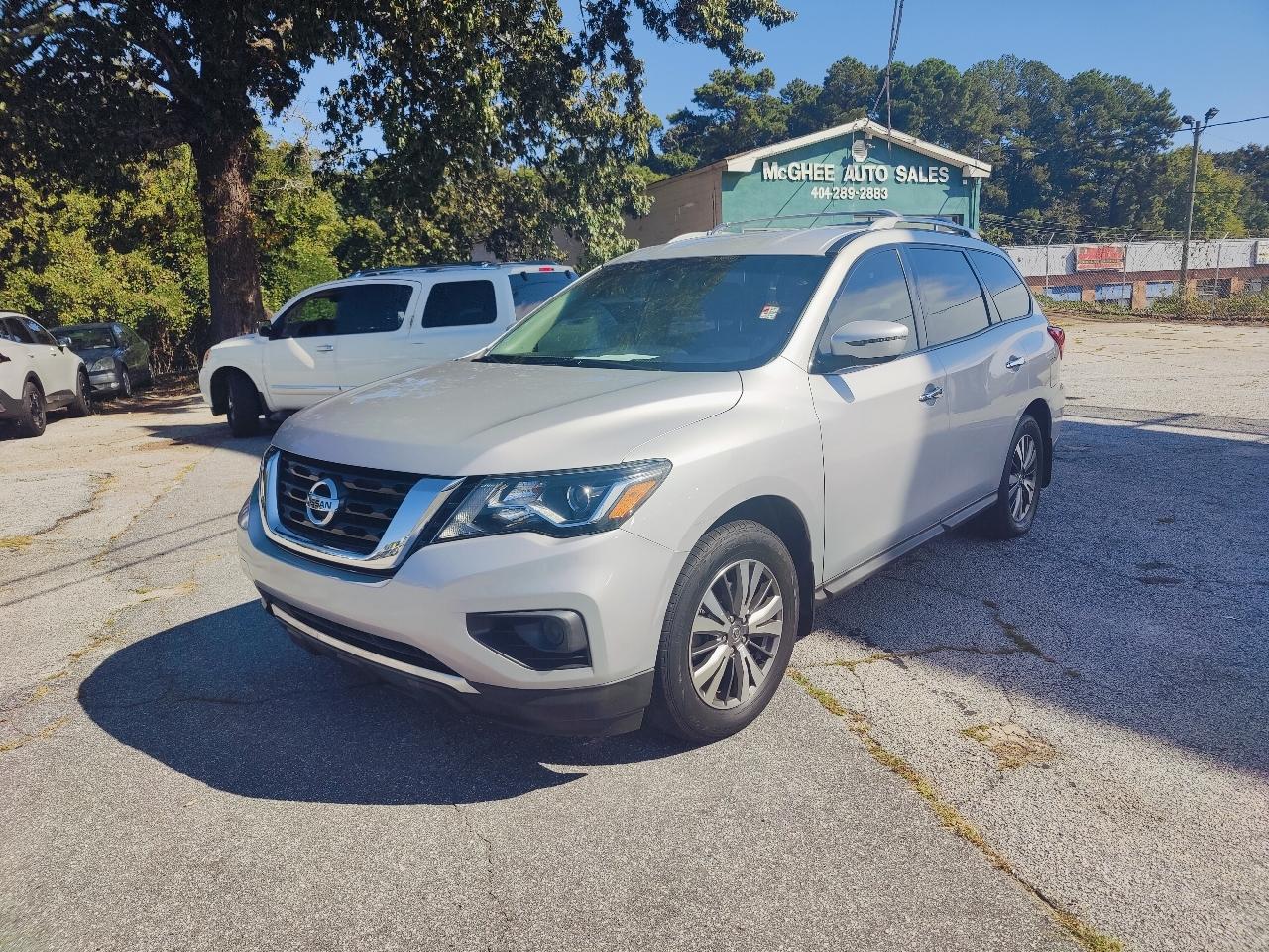Nissan Pathfinder S 2020