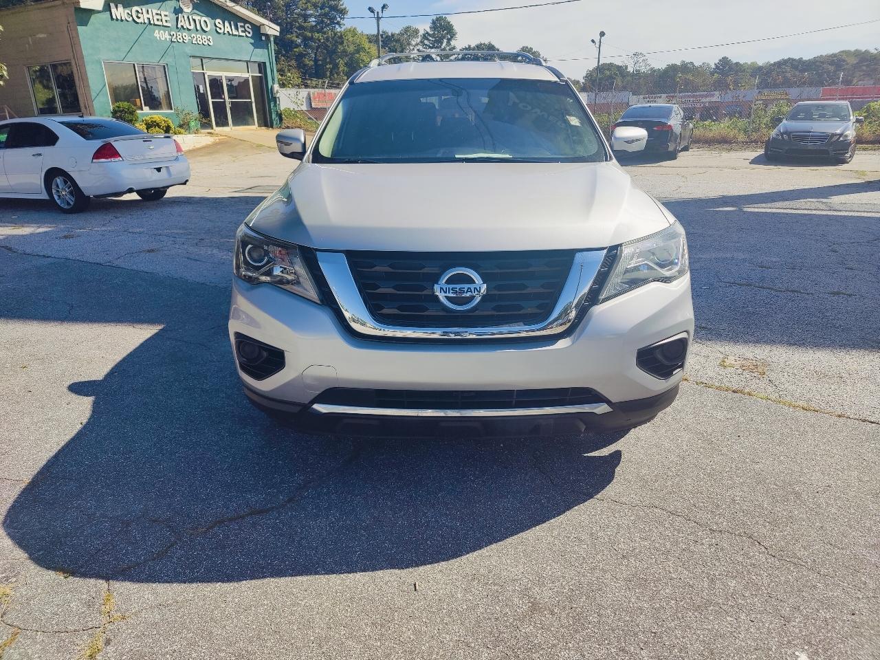Nissan Pathfinder S 2020