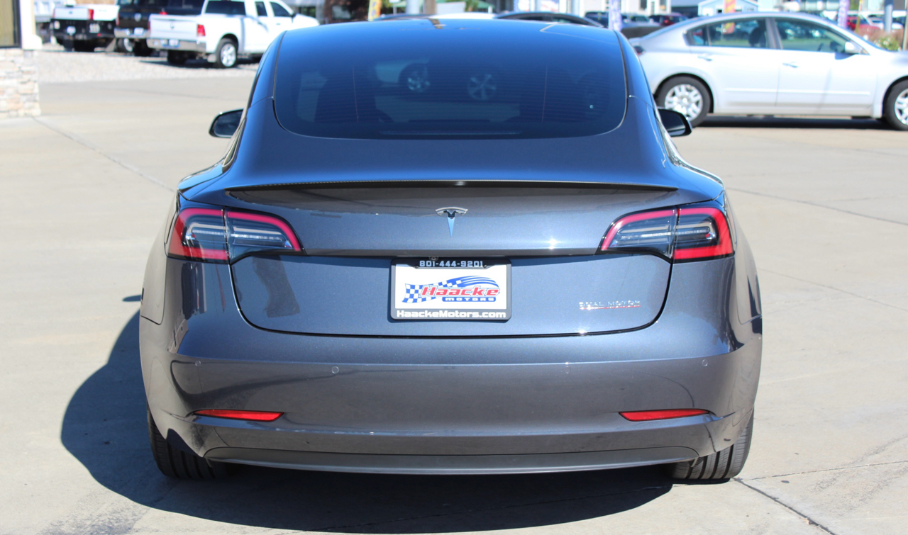 2021 Tesla Model 3 Performance photo 15