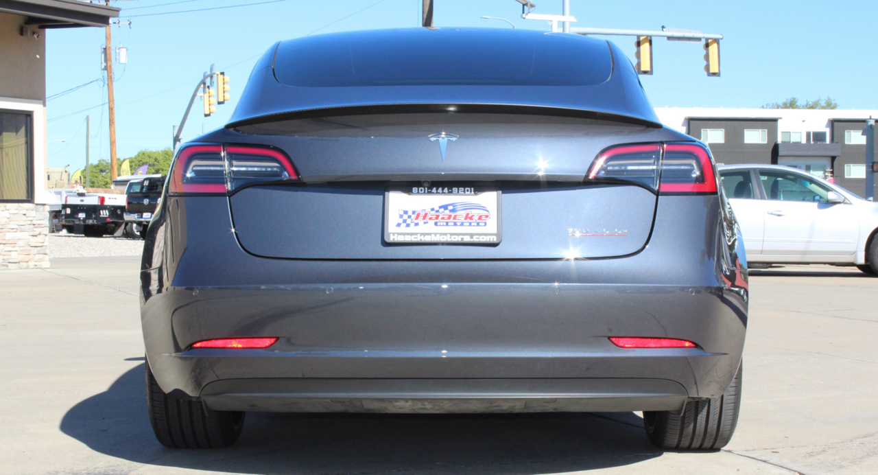 2021 Tesla Model 3 Performance photo 17