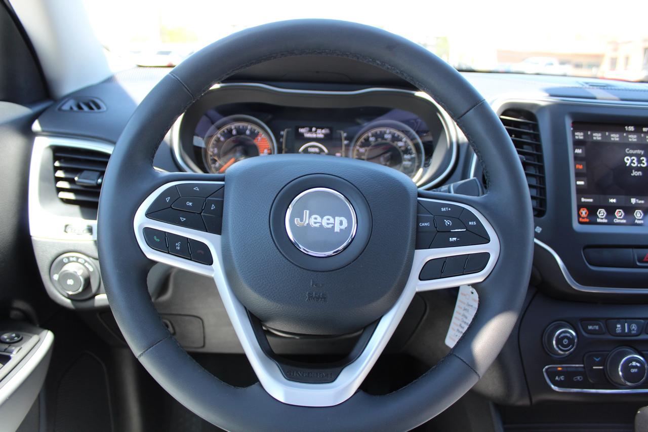 Jeep Cherokee Latitude 4WD 2022