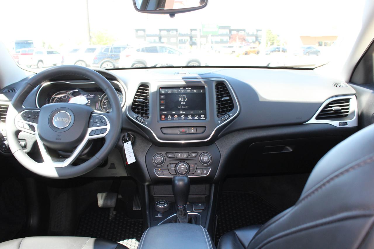 Jeep Cherokee Latitude 4WD 2022