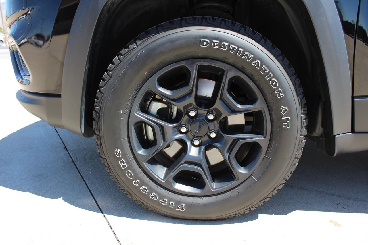 Jeep Cherokee Latitude 4WD 2022