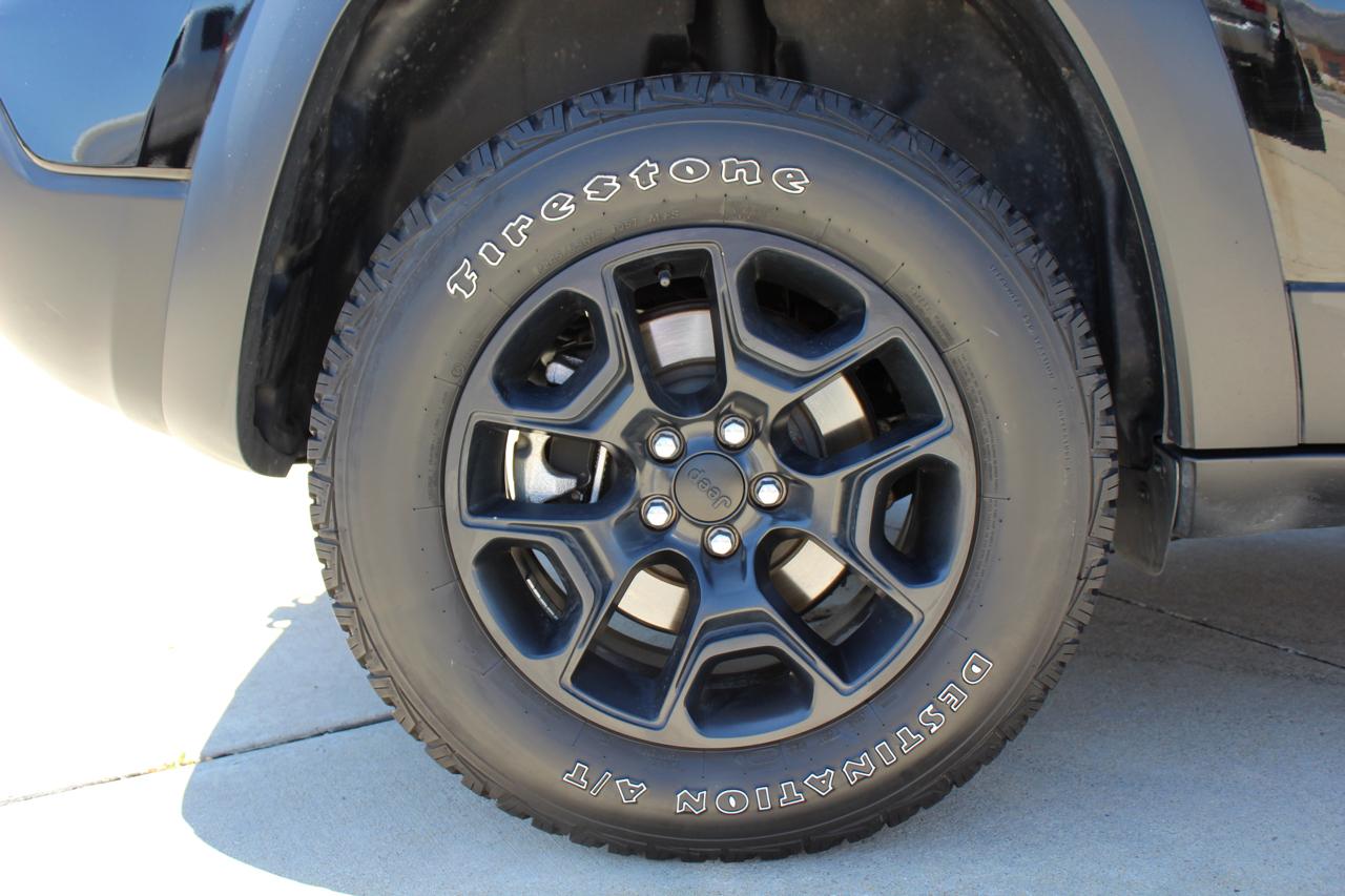 Jeep Cherokee Latitude 4WD 2022