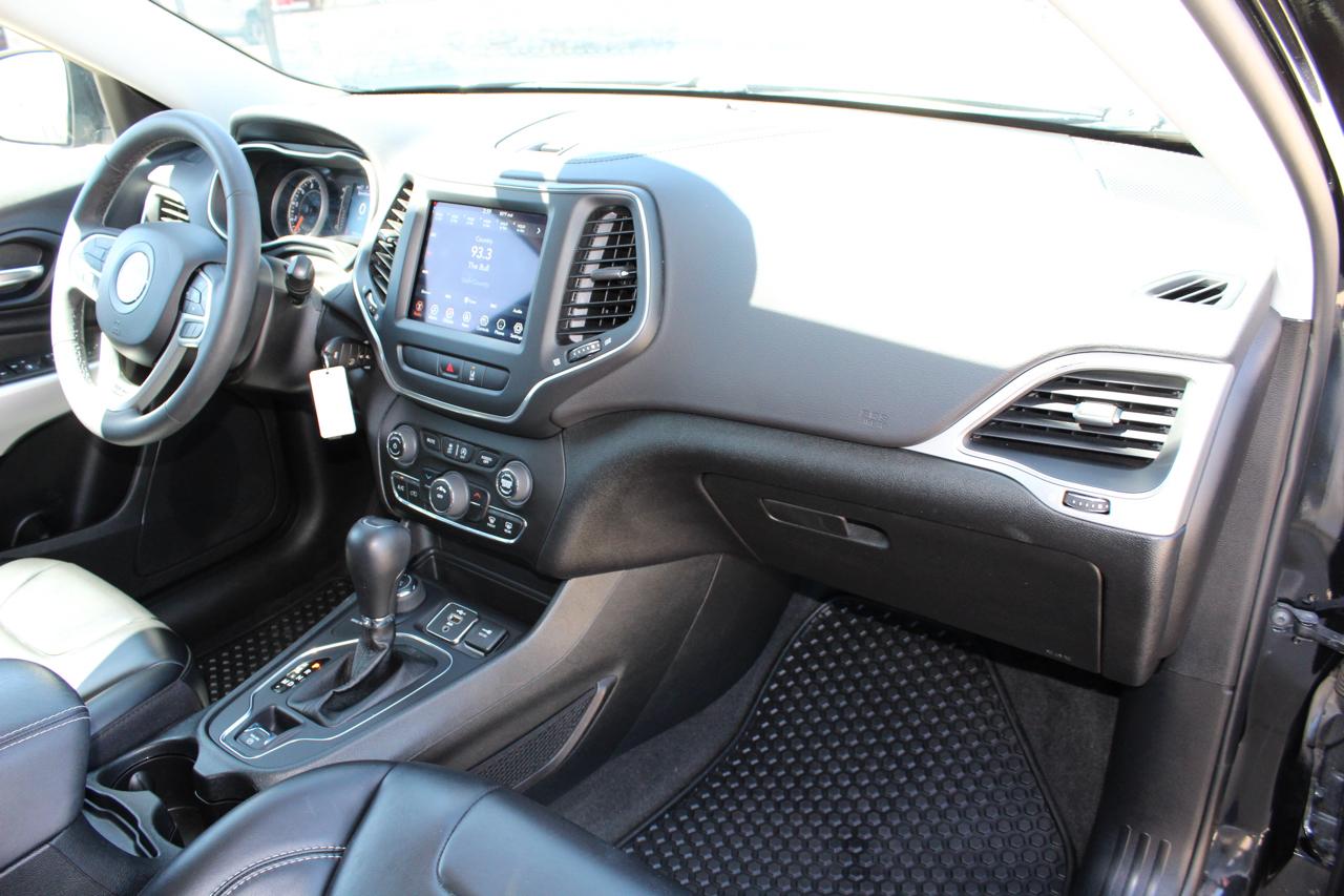 Jeep Cherokee Latitude 4WD 2022