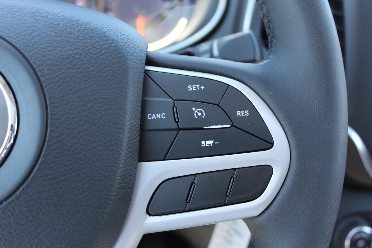 Jeep Cherokee Latitude 4WD 2022