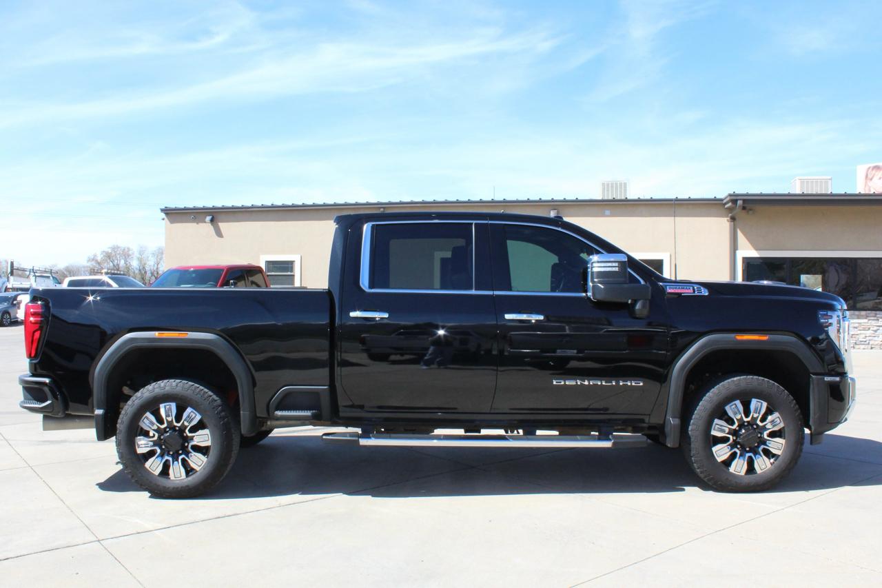 GMC Sierra 3500HD Denali Crew Cab 4WD 2024