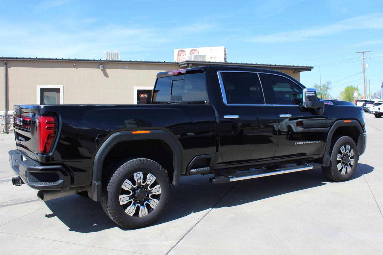 GMC Sierra 3500HD Denali Crew Cab 4WD 2024