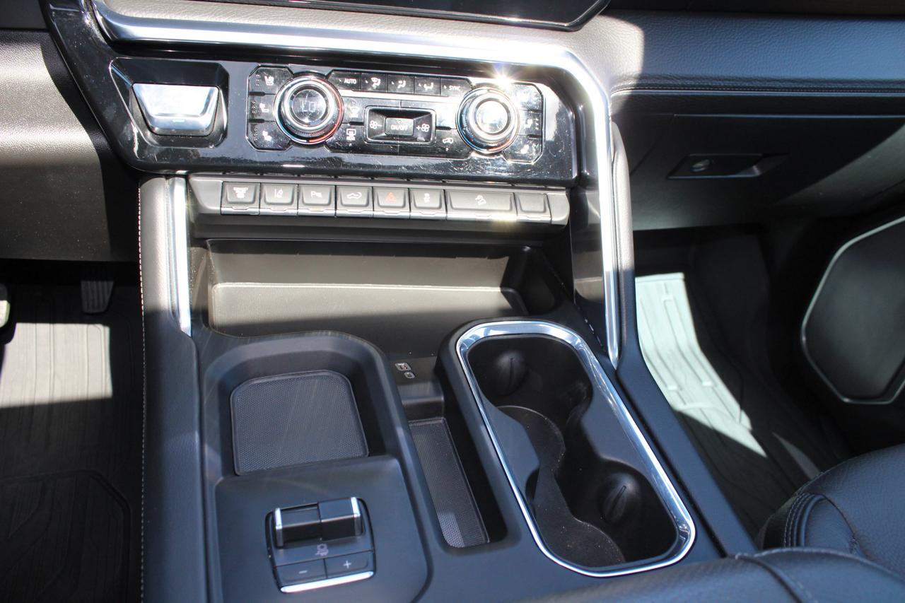 GMC Sierra 3500HD Denali Crew Cab 4WD 2024