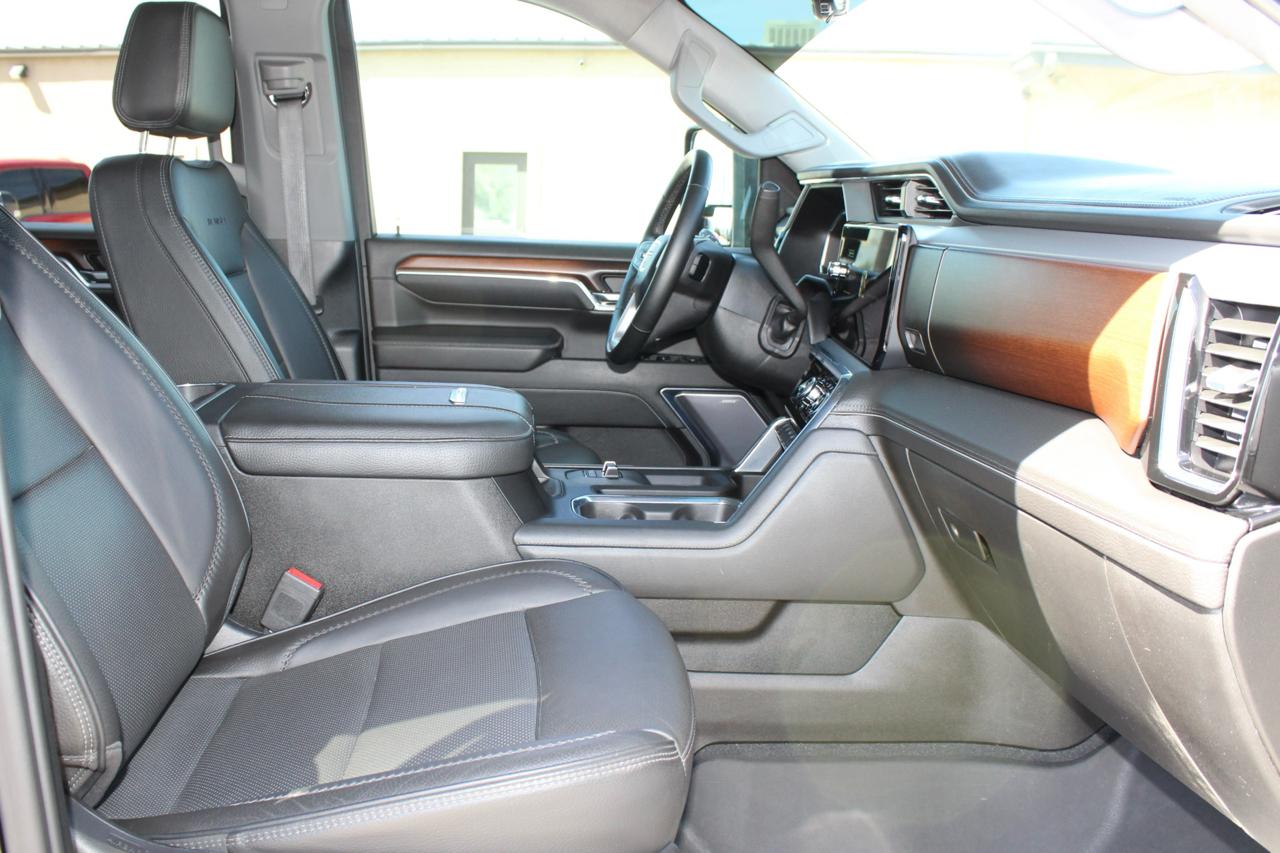 GMC Sierra 3500HD Denali Crew Cab 4WD 2024