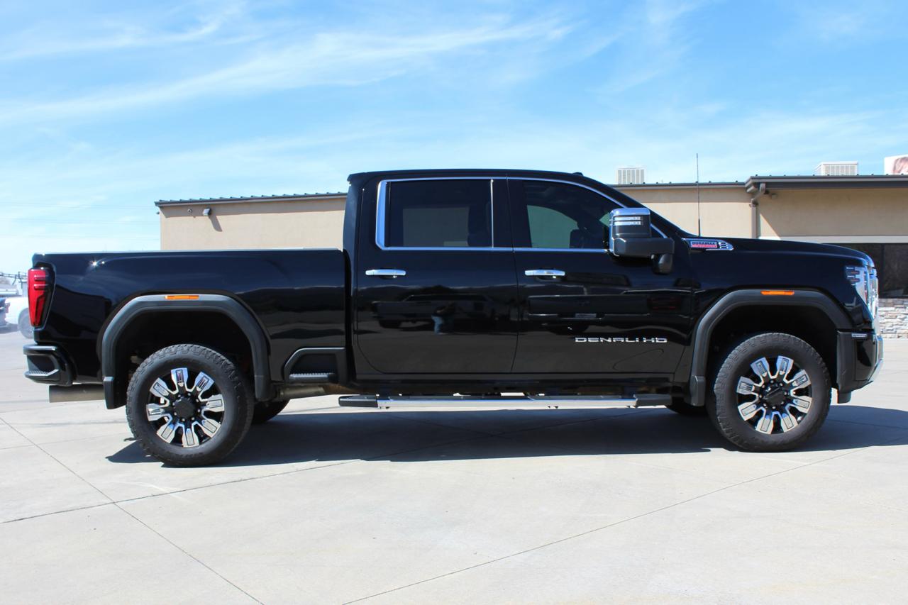 GMC Sierra 3500HD Denali Crew Cab 4WD 2024