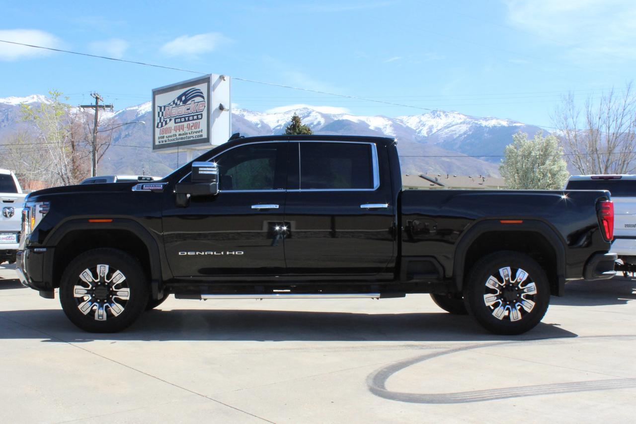 GMC Sierra 3500HD Denali Crew Cab 4WD 2024