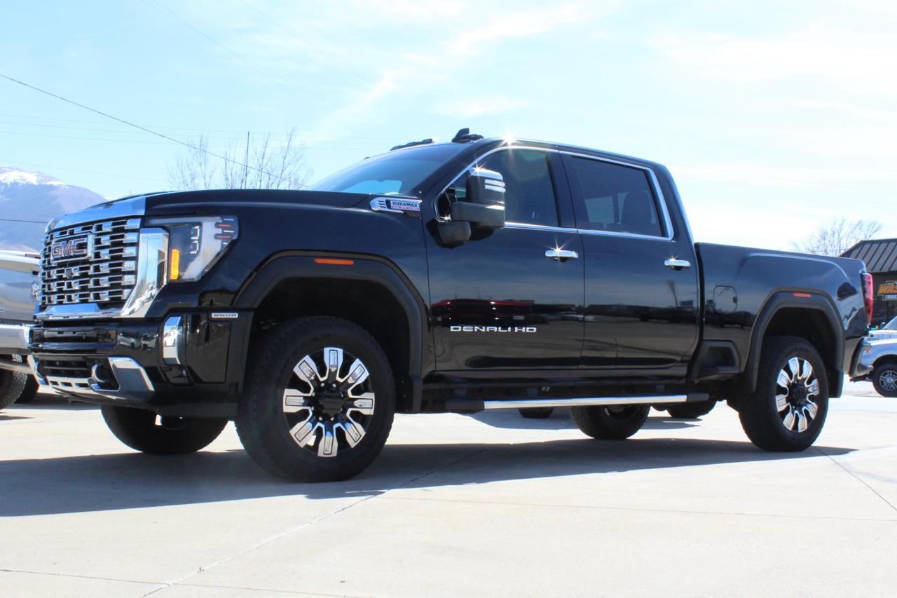 GMC Sierra 3500HD Denali Crew Cab 4WD 2024