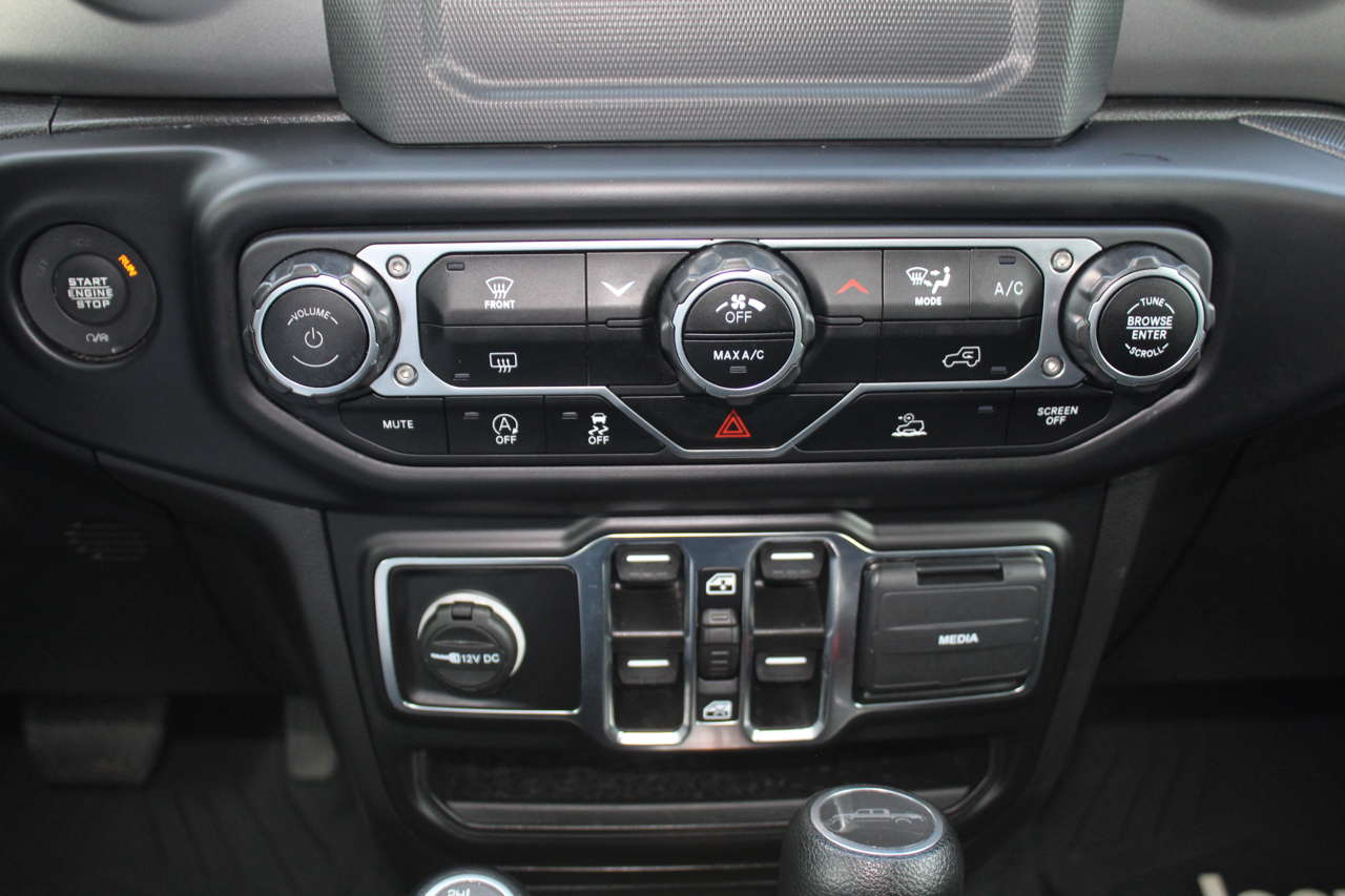 Jeep Gladiator Sport 2023