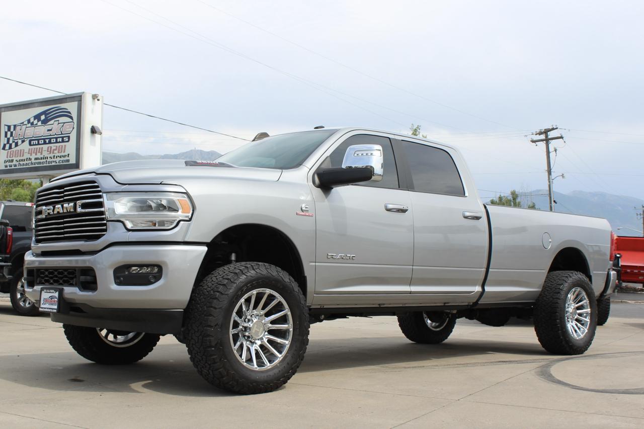 RAM 3500 Laramie Crew Cab 4WD 2024