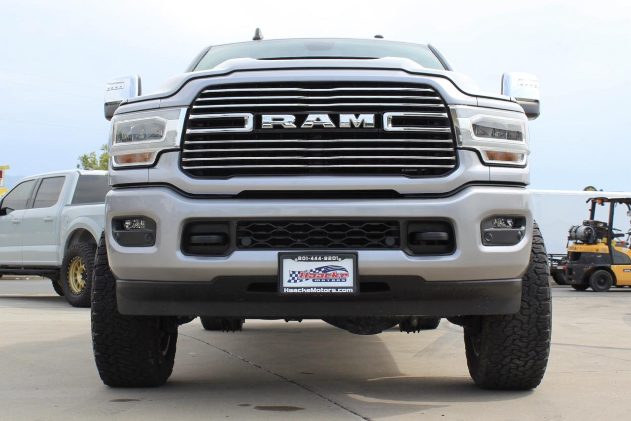 RAM 3500 Laramie Crew Cab 4WD 2024