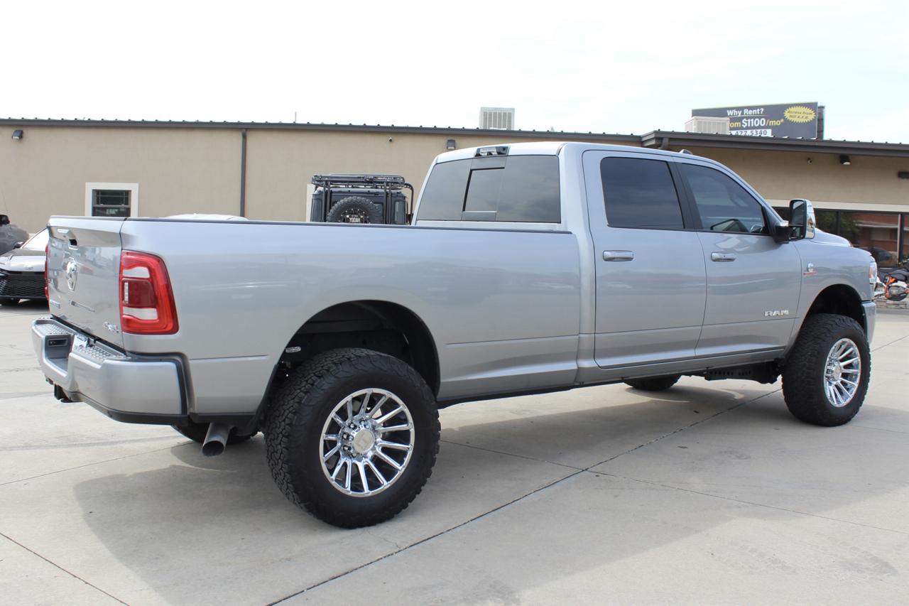 RAM 3500 Laramie Crew Cab 4WD 2024