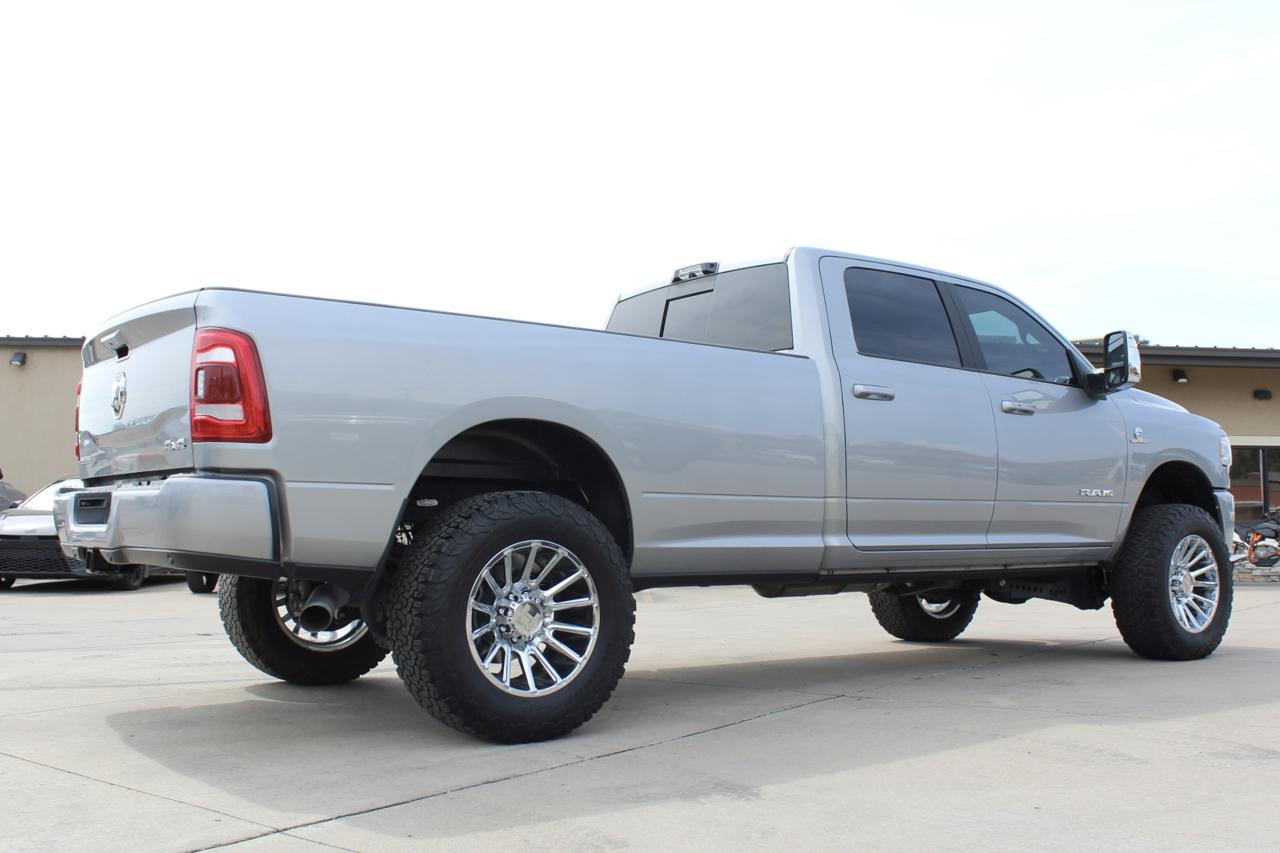 RAM 3500 Laramie Crew Cab 4WD 2024