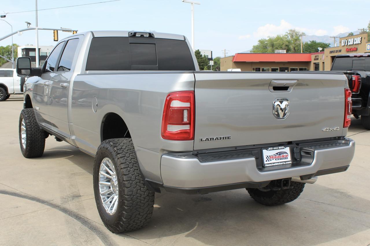 RAM 3500 Laramie Crew Cab 4WD 2024
