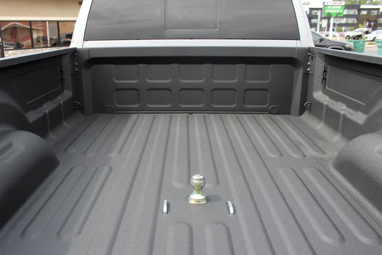RAM 3500 Laramie Crew Cab 4WD 2024