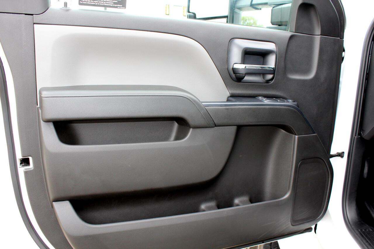 Chevrolet Silverado Medium Duty  2020