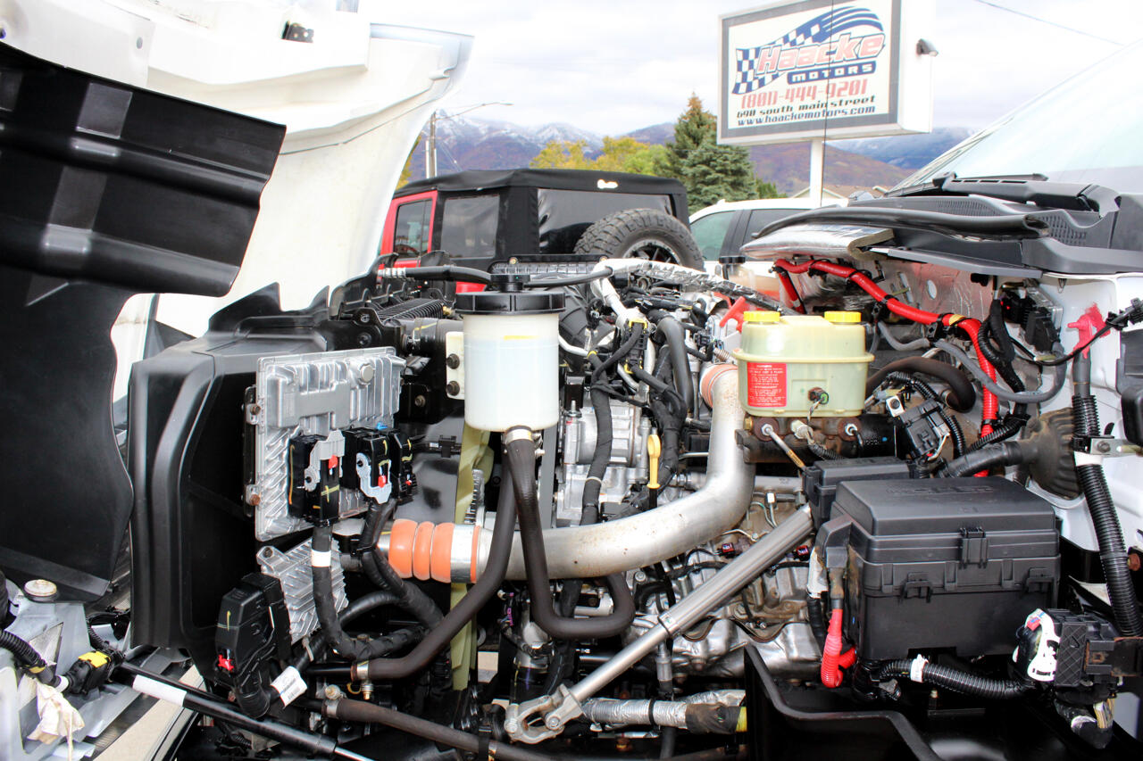 Chevrolet Silverado Medium Duty  2020