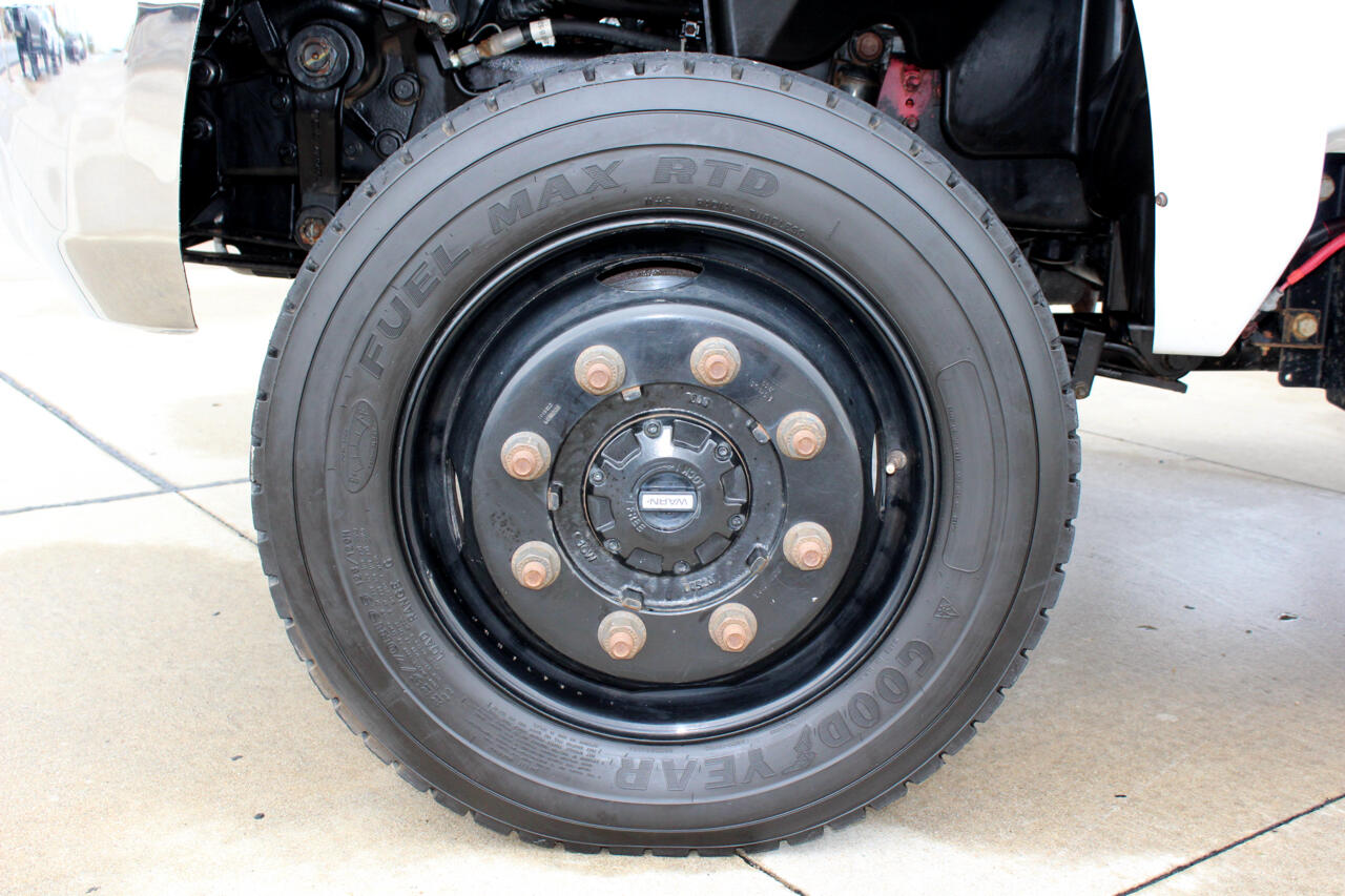 Chevrolet Silverado Medium Duty  2020