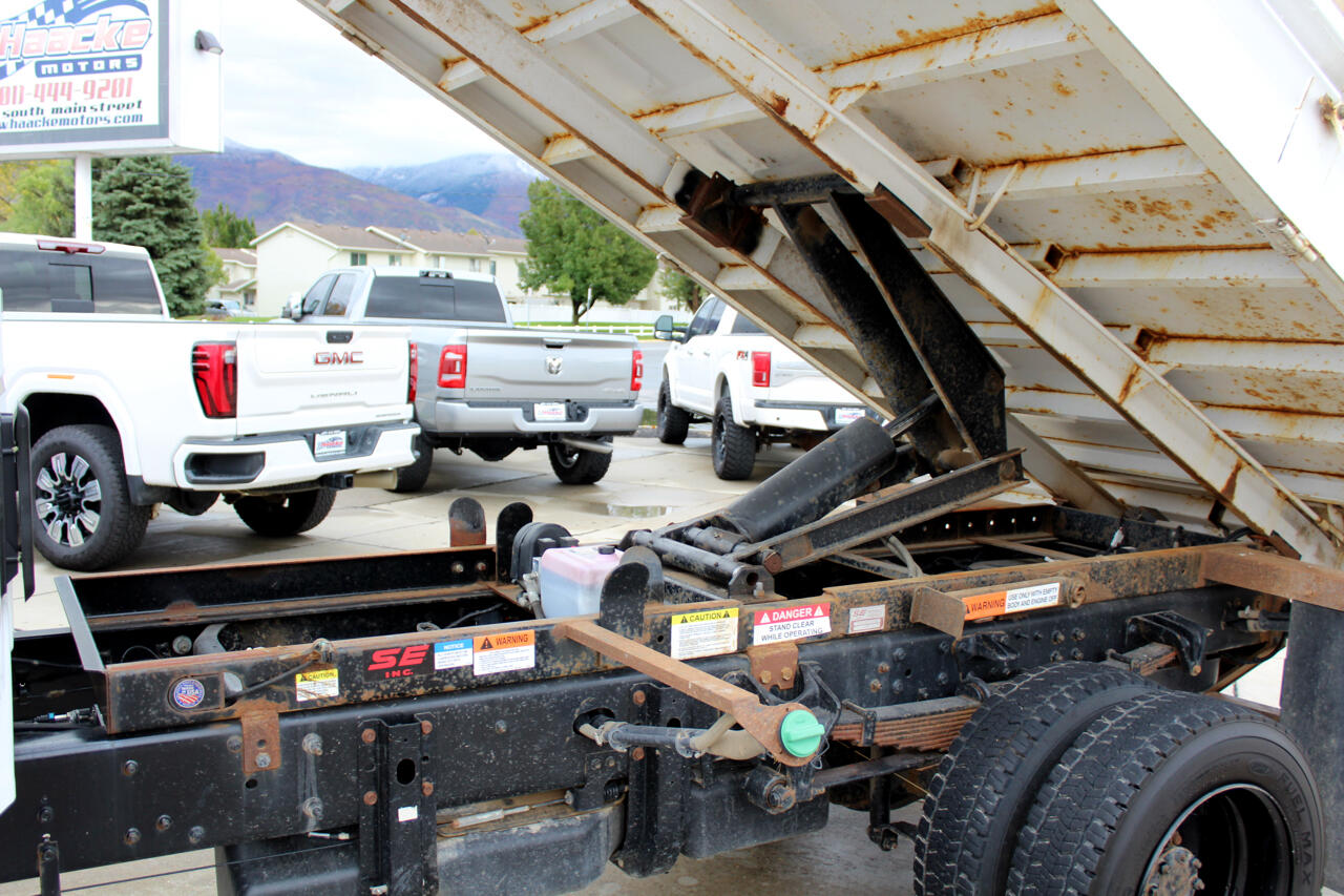 Chevrolet Silverado Medium Duty  2020