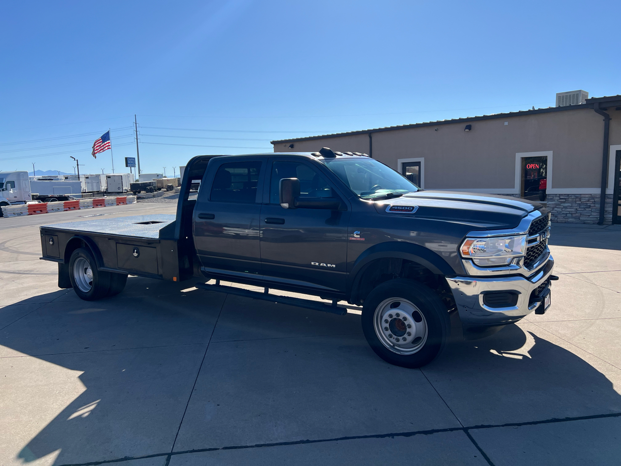RAM 4500 Crew Cab LWB 2WD 2022 RAM 4500 Crew Cab LWB 2WD 2022