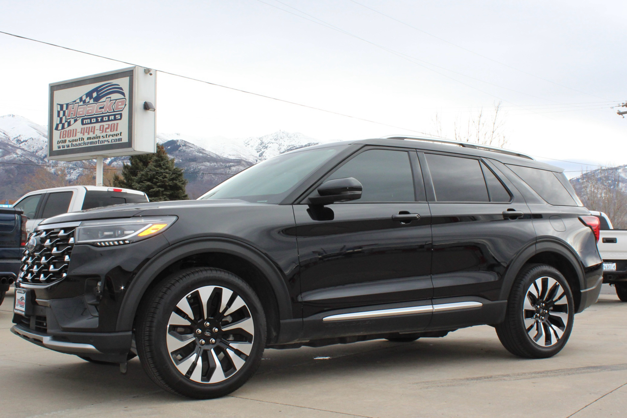 Ford Explorer Platinum AWD 2025