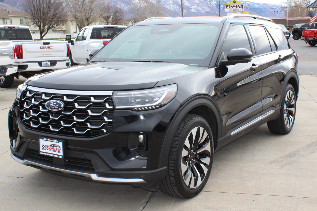 Ford Explorer Platinum AWD 2025