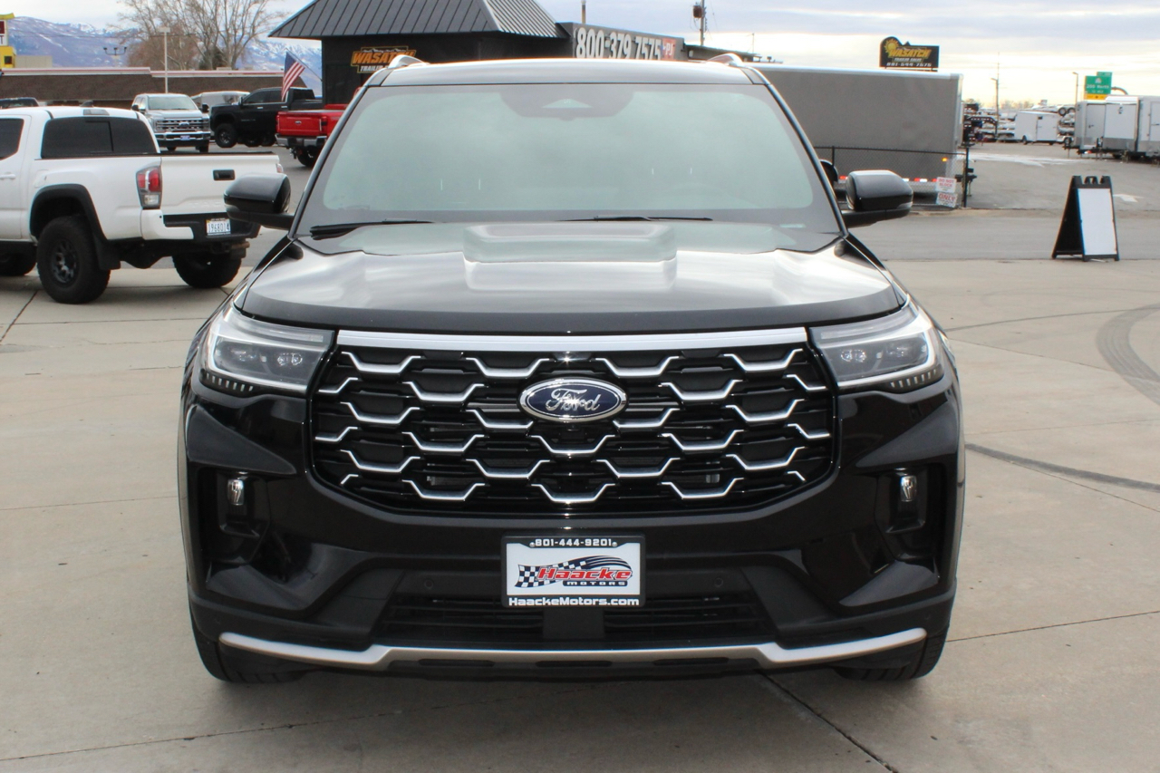 Ford Explorer Platinum AWD 2025