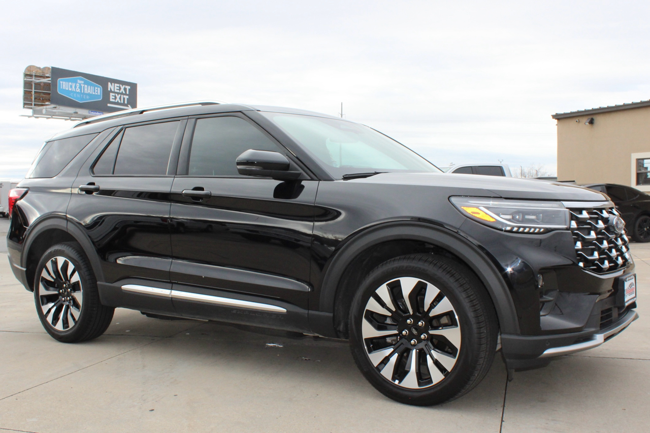 Ford Explorer Platinum AWD 2025