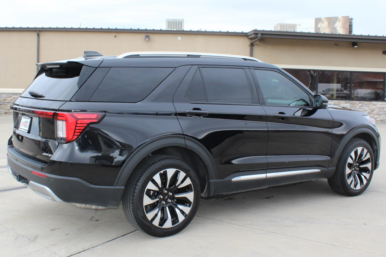 Ford Explorer Platinum AWD 2025