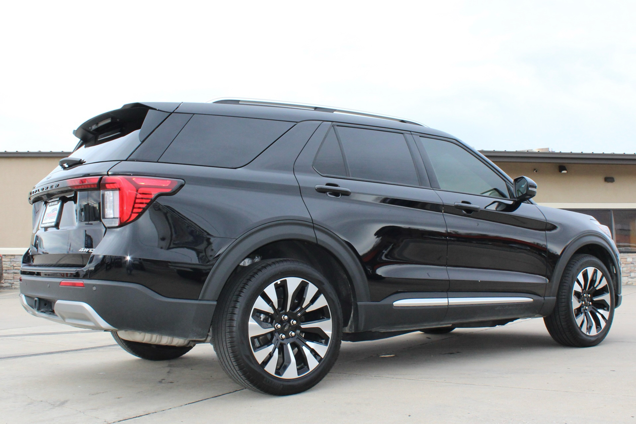 Ford Explorer Platinum AWD 2025