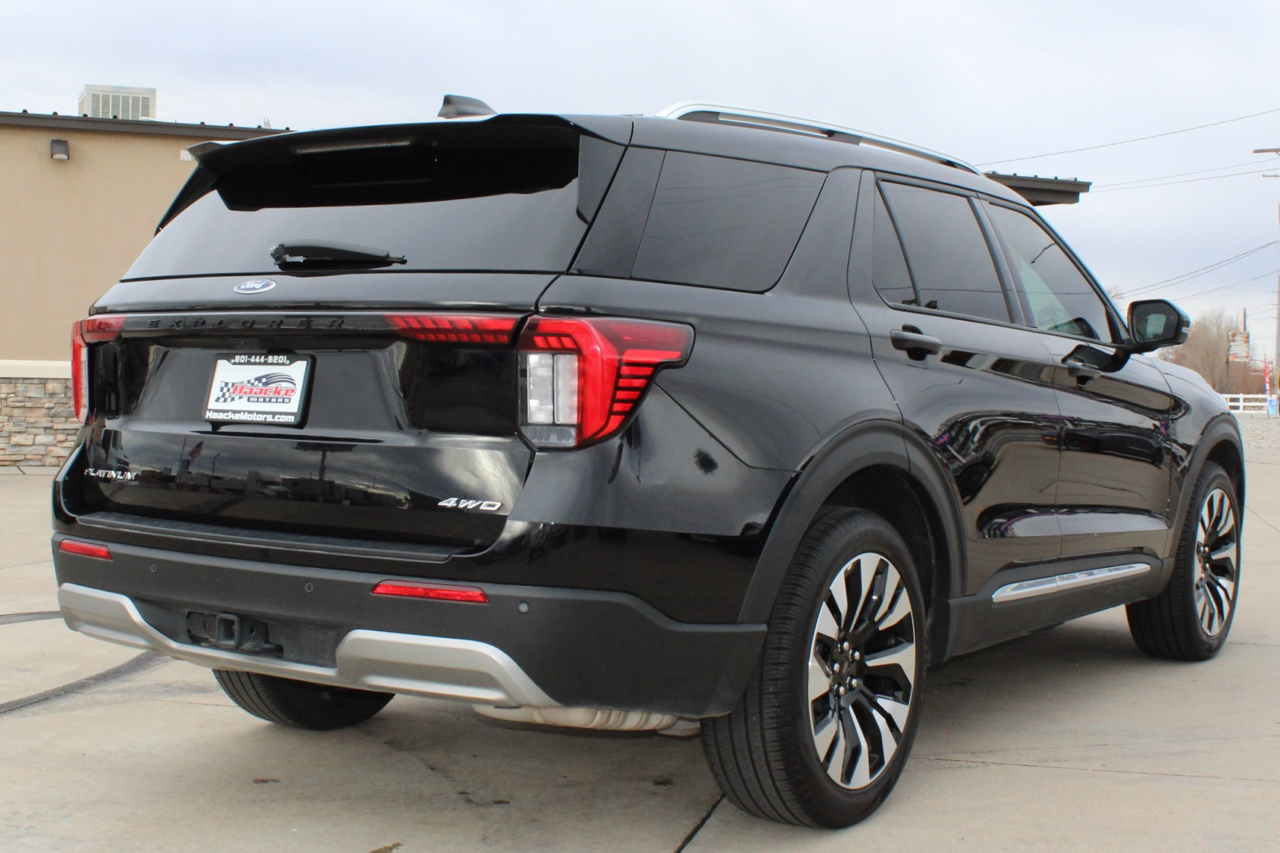 Ford Explorer Platinum AWD 2025