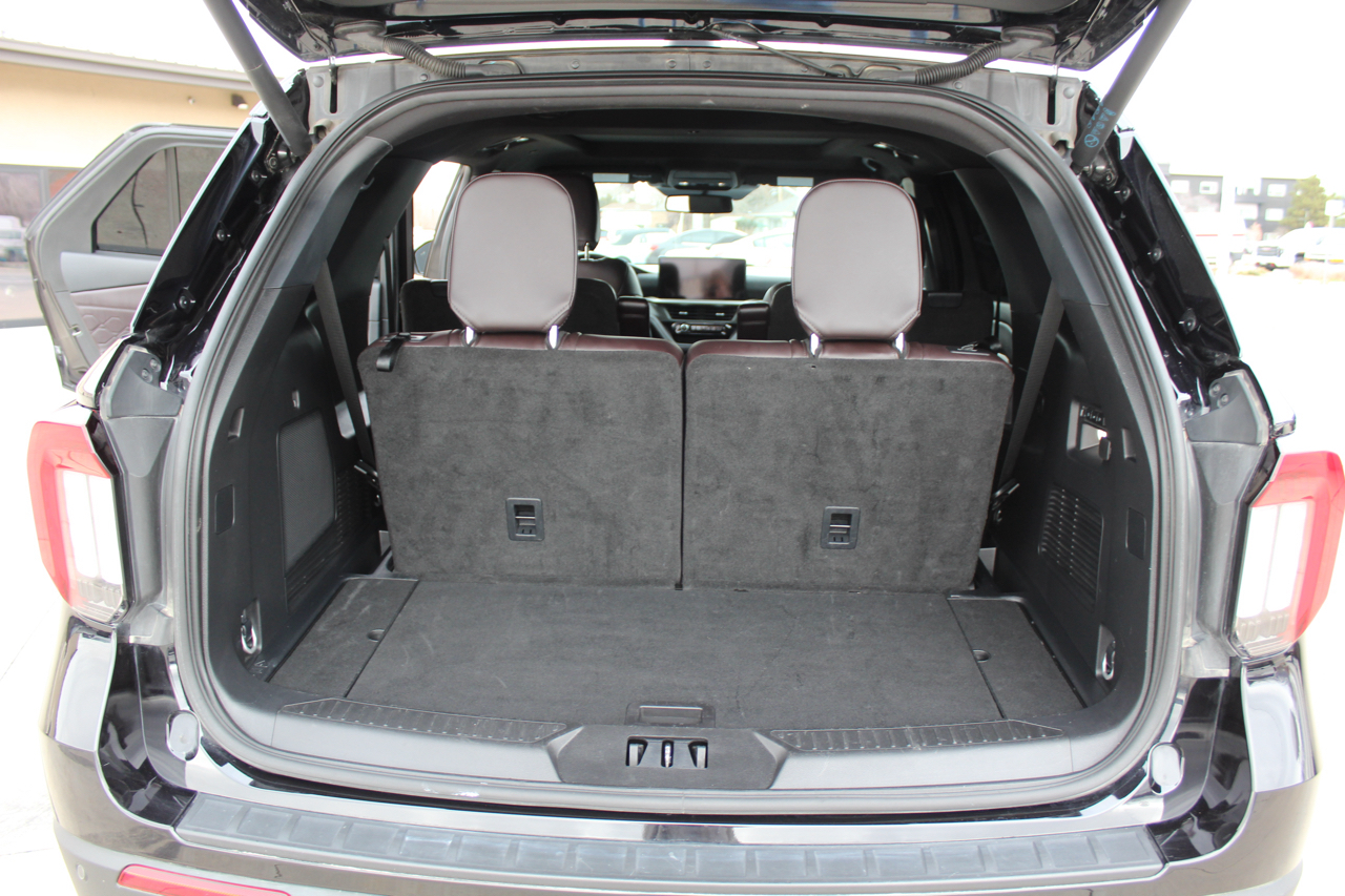 Ford Explorer Platinum AWD 2025