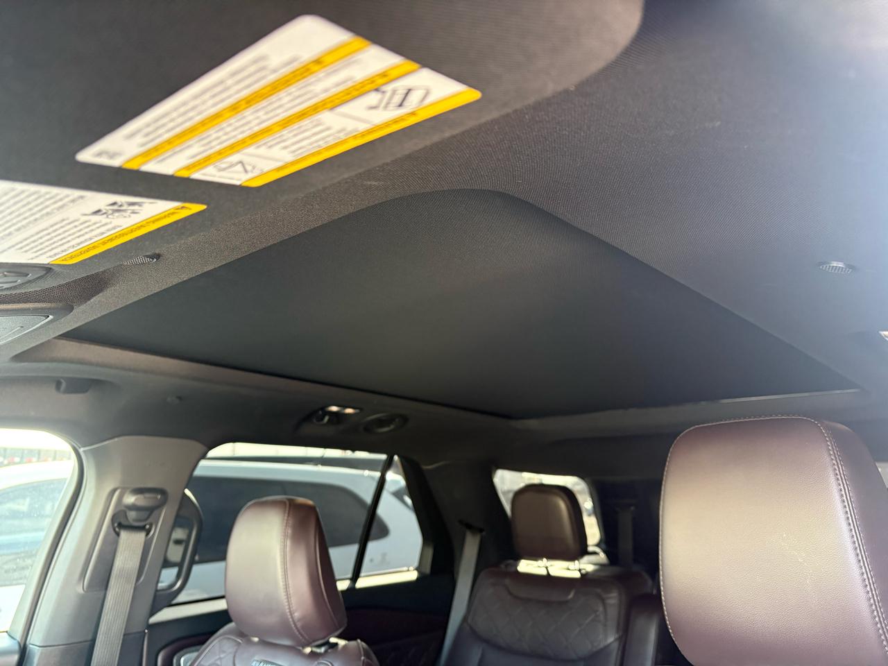 Ford Explorer Platinum AWD 2025